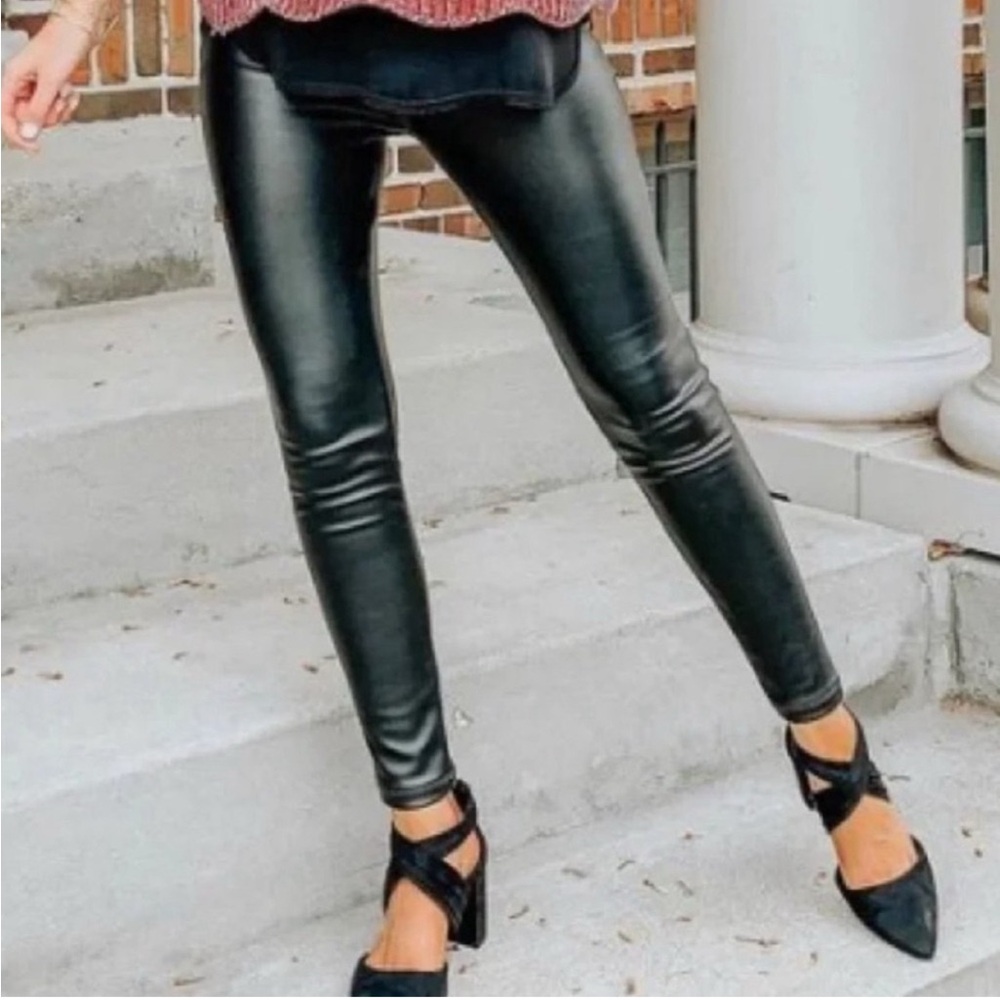 Altar'd State Women's Black Faux Leather Skinny‎ High Waisted Leggings Medium